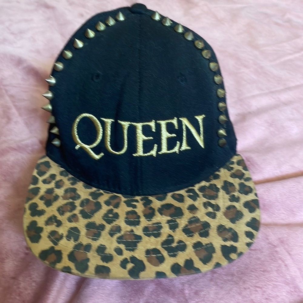 Nicki Minaj Queen hat SnapBack lettering is in gold leopard bill